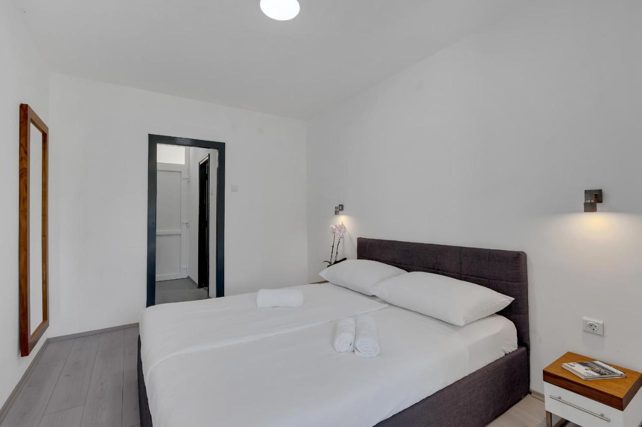 Hotel Alem Baška Voda Esterno foto